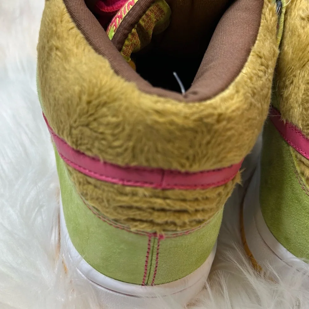 Nike Vibrant Green and Pink High-Tops - Picture 5 of 6